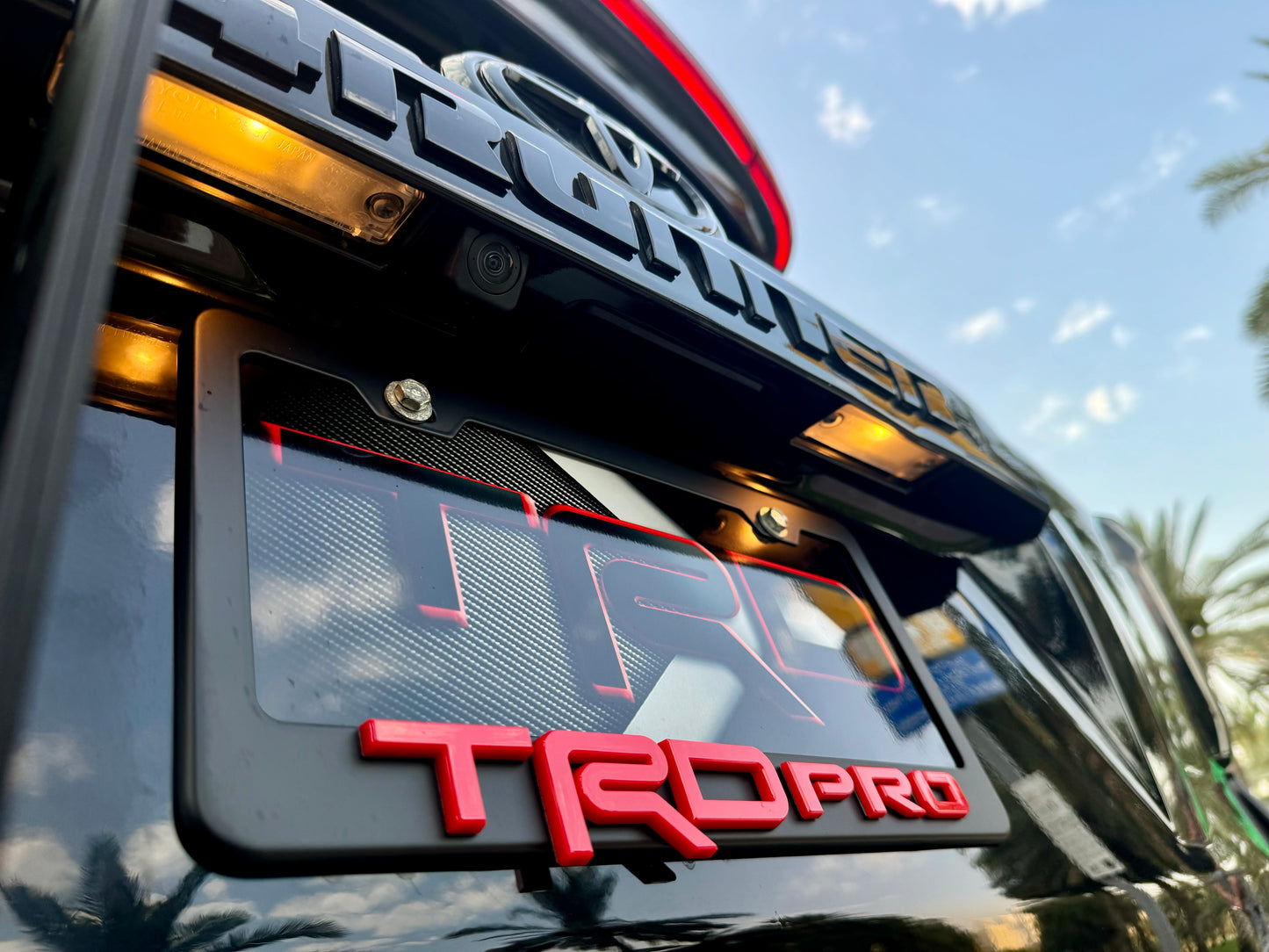 Y_STORE_TRD PRO LICENSE PLATE FRAME